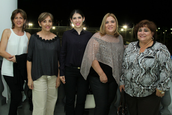 Ismael Cala charla con sampedranos