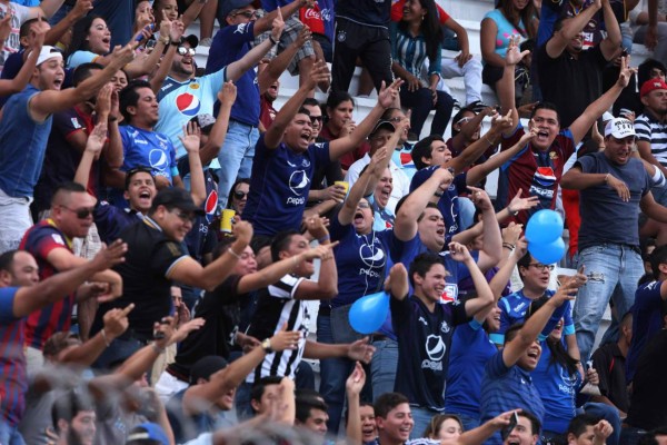 La barra revolucionaria del Motagua está en el Nacional