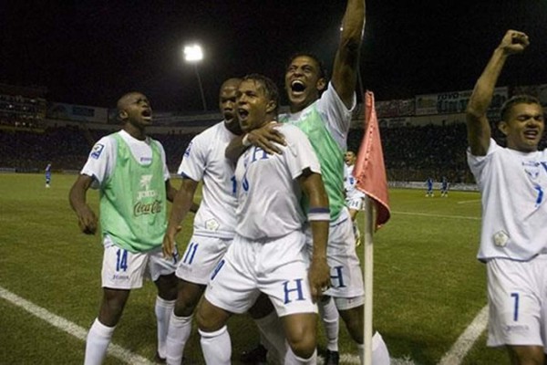 Mafioso: 'Juego con que Honduras clasificó a Sudáfrica fue amañado'