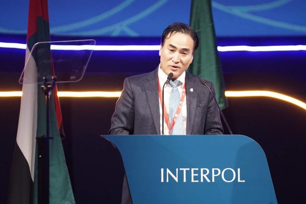 El surcoreano Kim Jong-yang, elegido presidente de Interpol