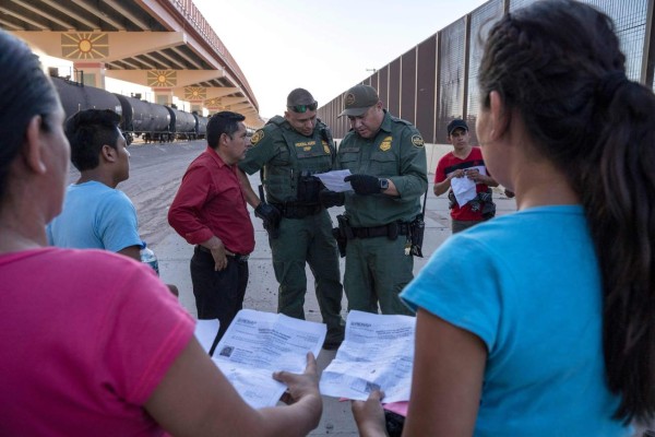 EEUU comienza a denegar asilo a inmigrantes en frontera