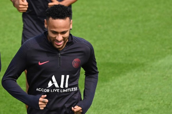 Barcelona va en serio por Neymar y le ofrece jugador al PSG