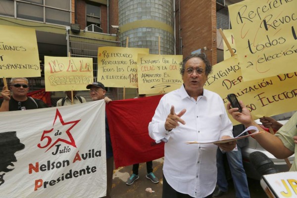 Movimiento de Nelson Ávila pide internas en Libre
