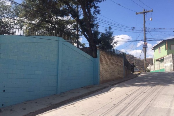 Cuatro niñas resultan heridas tras balacera frente a escuela en Comayagüela