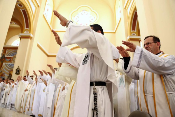 Garachana: 'No profanemos nuestra dignidad”