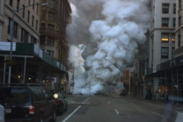 Nueva York: Cinco heridos tras explosión de tubería en Manhattan