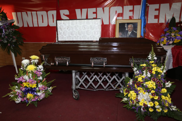 Luto por fallecimiento de Rafael Pineda Ponce