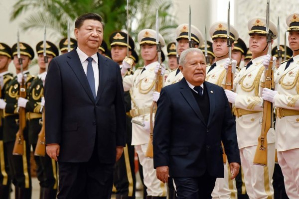 Sánchez Cerén se reúne en China con Xi Jinping