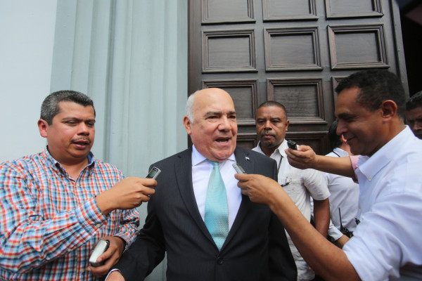 Investigan a juez por liberar a colombiano