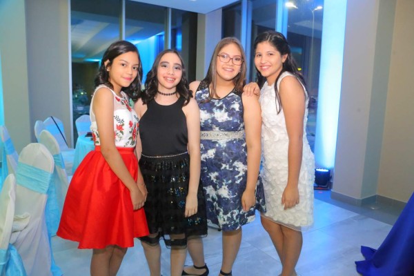 Quince años de María José López Lanza