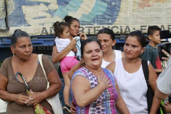 Trasladan a los últimos reos del penal sampedrano hacia otras cárceles de Honduras