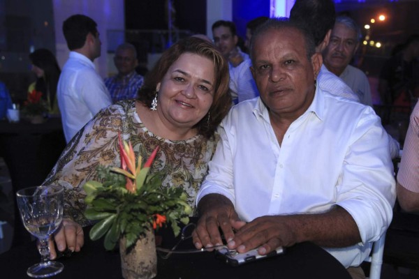 Toyota lanza el nuevo Hilux 2016