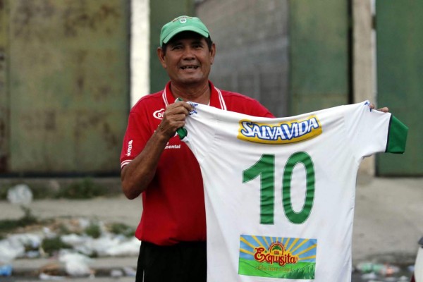 El bonito gesto de 'Rambo' de León con Hermelindo Cantarero por el Día del Padre