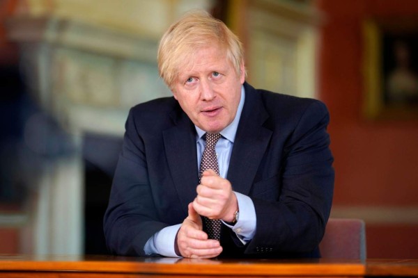 Johnson anuncia el regreso al trabajo a partir de este lunes en Inglaterra