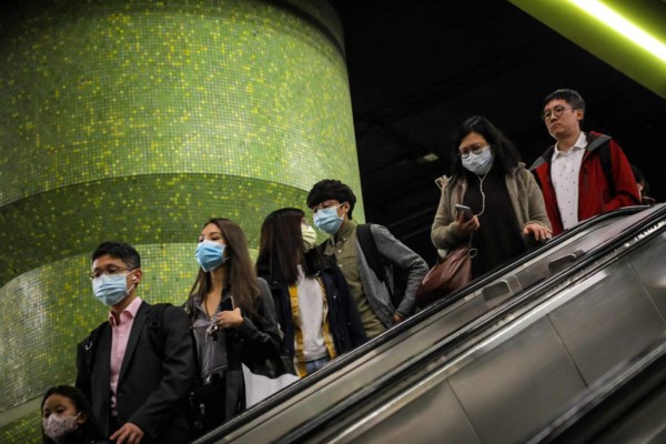 Coronavirus: China eleva el balance del virus a 25 muertos y 830 casos