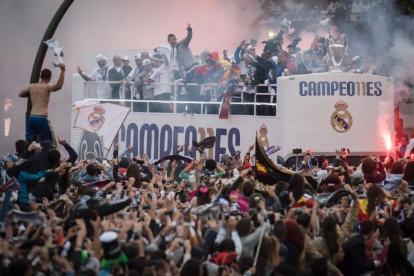 Real Madrid celebra la Undécima con sus aficionados en Cibeles