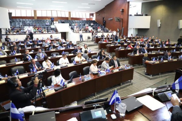 Diputados hondureños aprueban la inmunidad parlamentaria