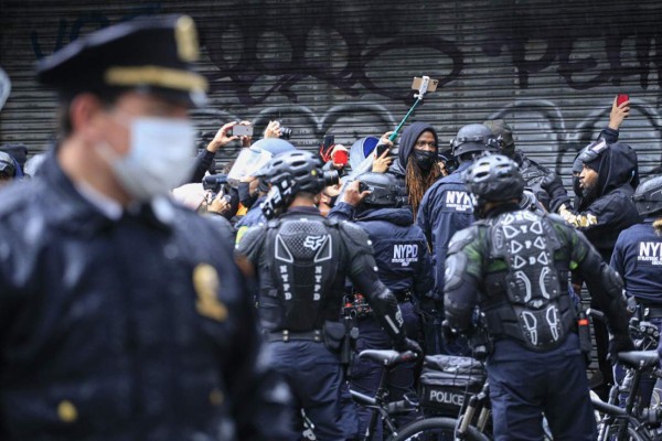 Policía de Nueva York se prepara para ola de violencia postelectoral