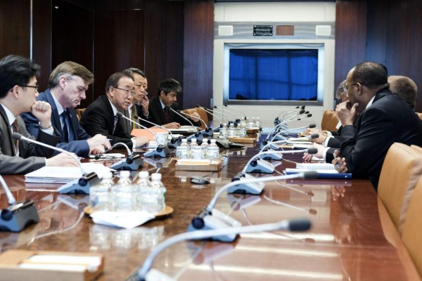 In this January 6, 2016 United Nations handout photo, UN Secretary-General Ban Ki-moon (3rd-L) holds a emergency meeting with senior advisors to discuss the latest developments in North Korea. The UN Security Council met January 6 in an emergency session to condemn North Korea after it claimed to have carried out a miniaturised hydrogen bomb test -- a shock announcement that could raise the stakes in Pyongyang's bid to strengthen its nuclear arsenal. The 15-member council was considering further sanctions against Pyongyang over the nuclear test that UN chief Ban Ki-moon said was 'deeply troubling' and 'profoundly destabilising for regional security.' AFP PHOTO / HANDOUT / UNITED NATIONS