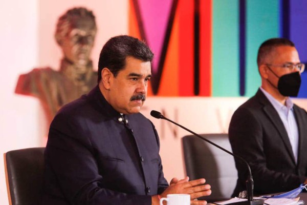 Maduro pide a Biden restablecer relaciones con Venezuela