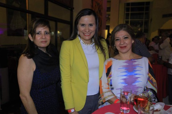 Vivian Canahuati, Frances Michelen y Dunia Rivera