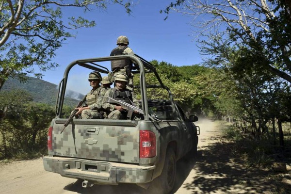 Choque entre narcos deja al menos 10 muertos en México