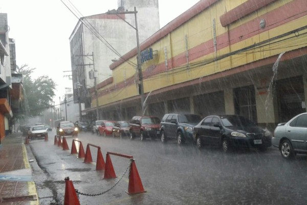 Anuncian tormentas para esta tarde en Honduras