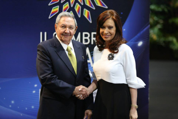 Cuba lanzó críticas a EUA en la Celac, que homenajeó a Chávez