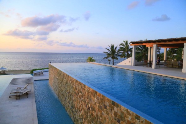 Pristine Bay Resort, un paraíso en la isla de Roatán