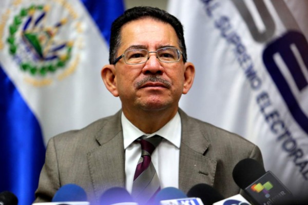 Gobierno de El Salvador ni a favor ni en contra del asilo de Funes