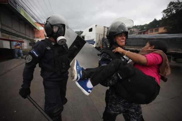 Caótico lunes en la capital de Honduras