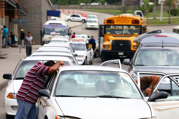 Honduras: A 18 taxistas han matado por no pagar extorsiones