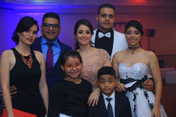 Los quinceaños de Victoria Alejandra Zelaya