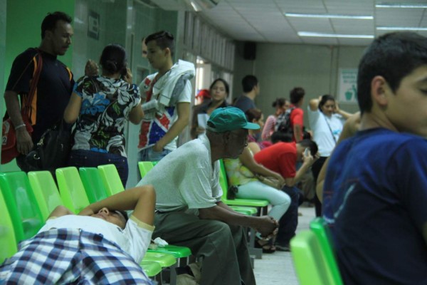 Hospitales públicos de San Pedro Sula tienen déficit de 1,700 médicos