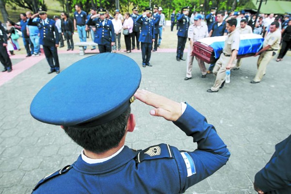 Honduras: Llanto y dolor deja muerte de 10 miembros de la Fuerza Aérea
