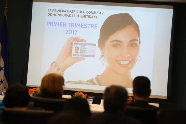 Carné consular no cambiará estatus migratorio de hondureños en EUA