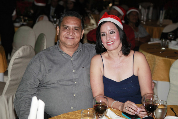 Escuela Internacional Sampedrana festeja la Navidad