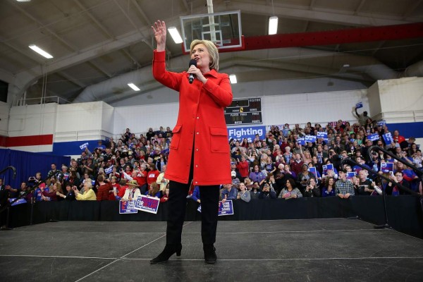 Hillary Clinton busca enterrar la derrota de 2008