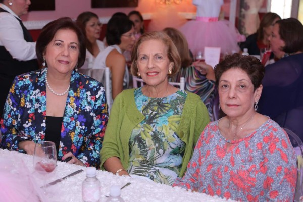 Fiesta maternal para Ana María de Guillén