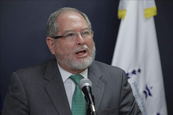 'Mercado negro' de Honduras facilita 'armas largas” a maras salvadoreñas