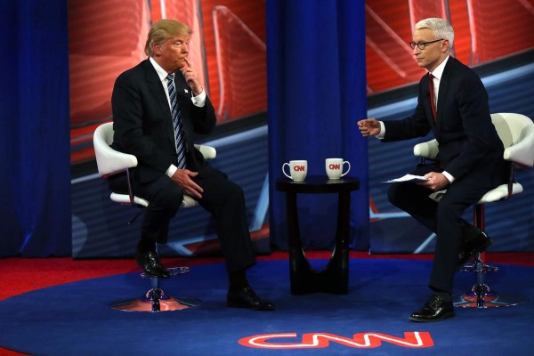 Trump critica la invasión de Irak en 2003, tras apoyarla en su momento