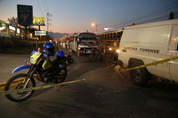 Matan a dos pasajeros dentro de bus en San Pedro Sula