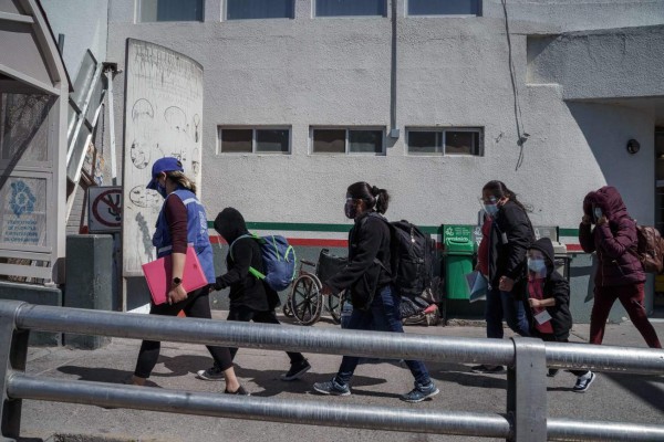 En centro de la NASA albergarían a menores indocumentados en EEUU