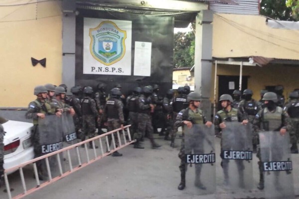 Fusina realiza quinto operativo del 2017 en el centro penal