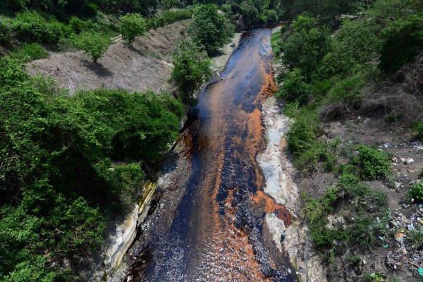 Controles deficientes contaminan ríos salvadoreños