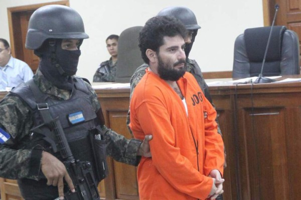 Fiscalía pide 60 años de cárcel para Plutarco Ruiz