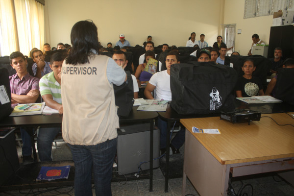 Tribunal separa a 150 custodios electorales