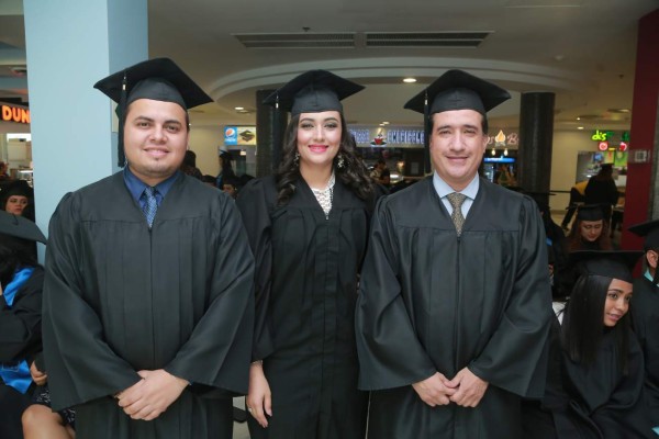 Alegría por graduaciones de Unitec y Ceutec
