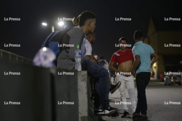 Otra caravana de hondureños sale de San Pedro Sula rumbo a EEUU