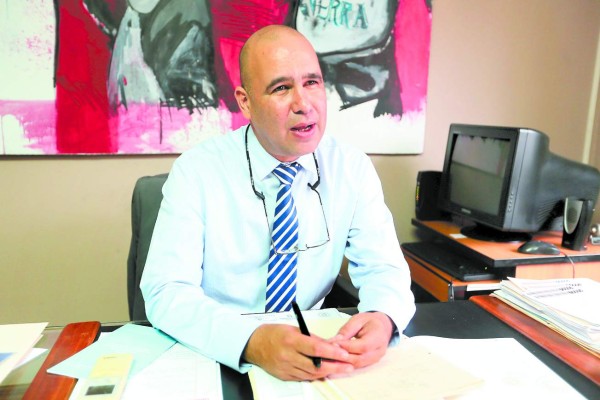 Contradicciones en el PAC sobre posición de Nasralla